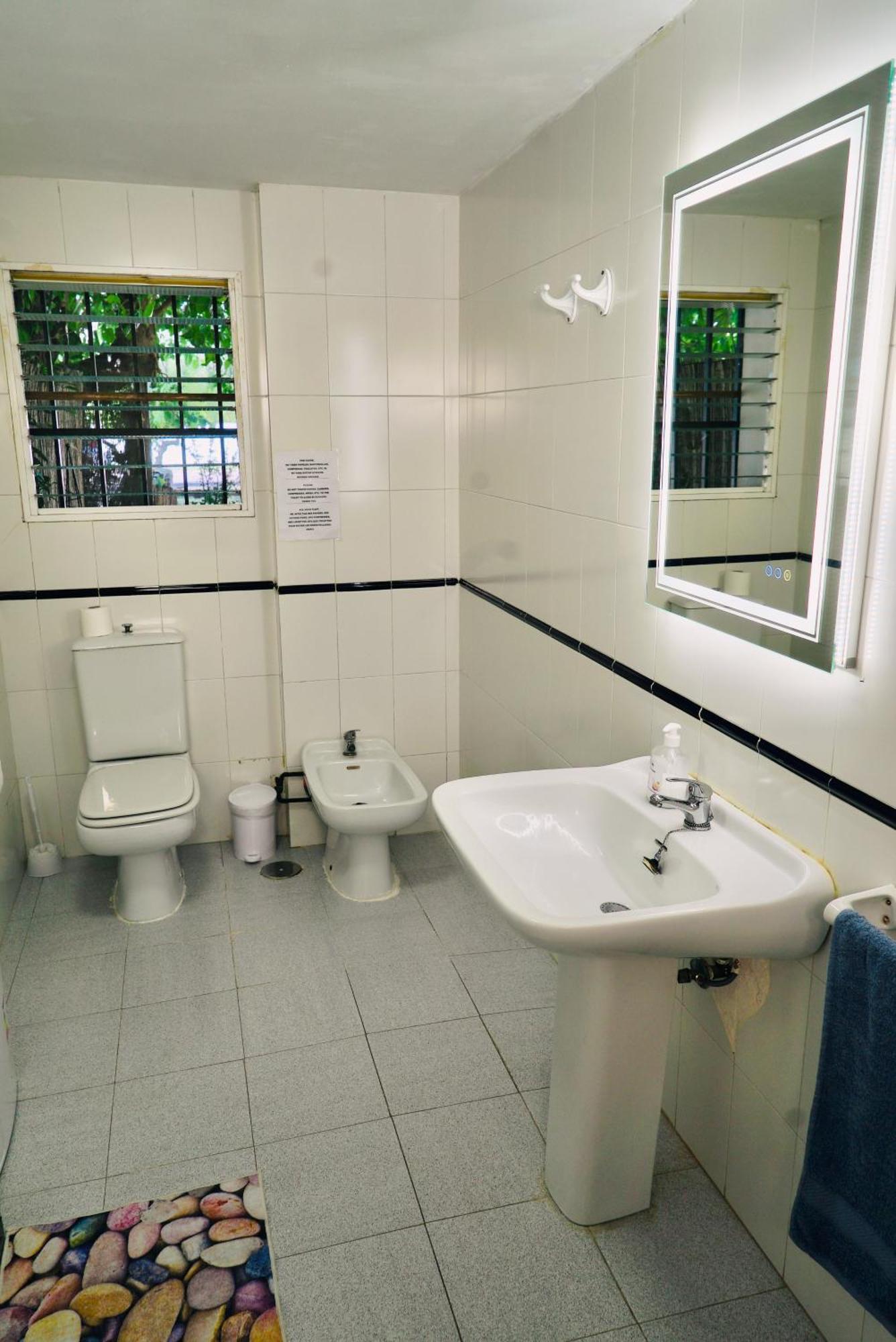 Estudio Adosado Con Jardin Y Parking Privado อาลิกันเต ภายนอก รูปภาพ