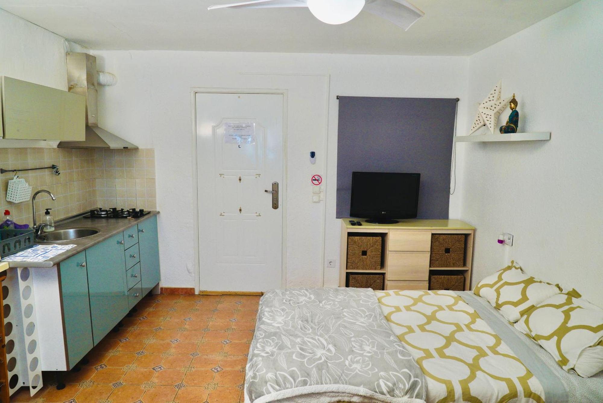 Estudio Adosado Con Jardin Y Parking Privado อาลิกันเต ภายนอก รูปภาพ
